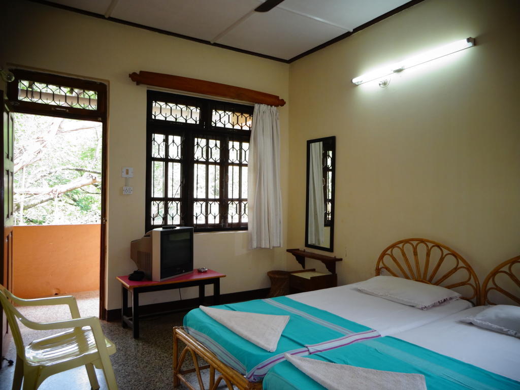 Pinto Guest House Candolim Chambre photo